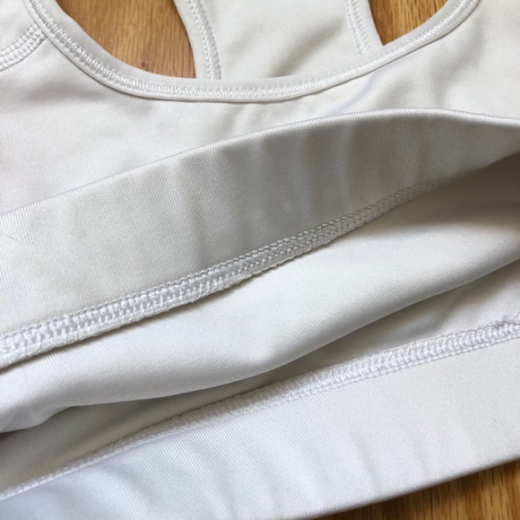 White Nike Sports Bra - Picture 4 of 4